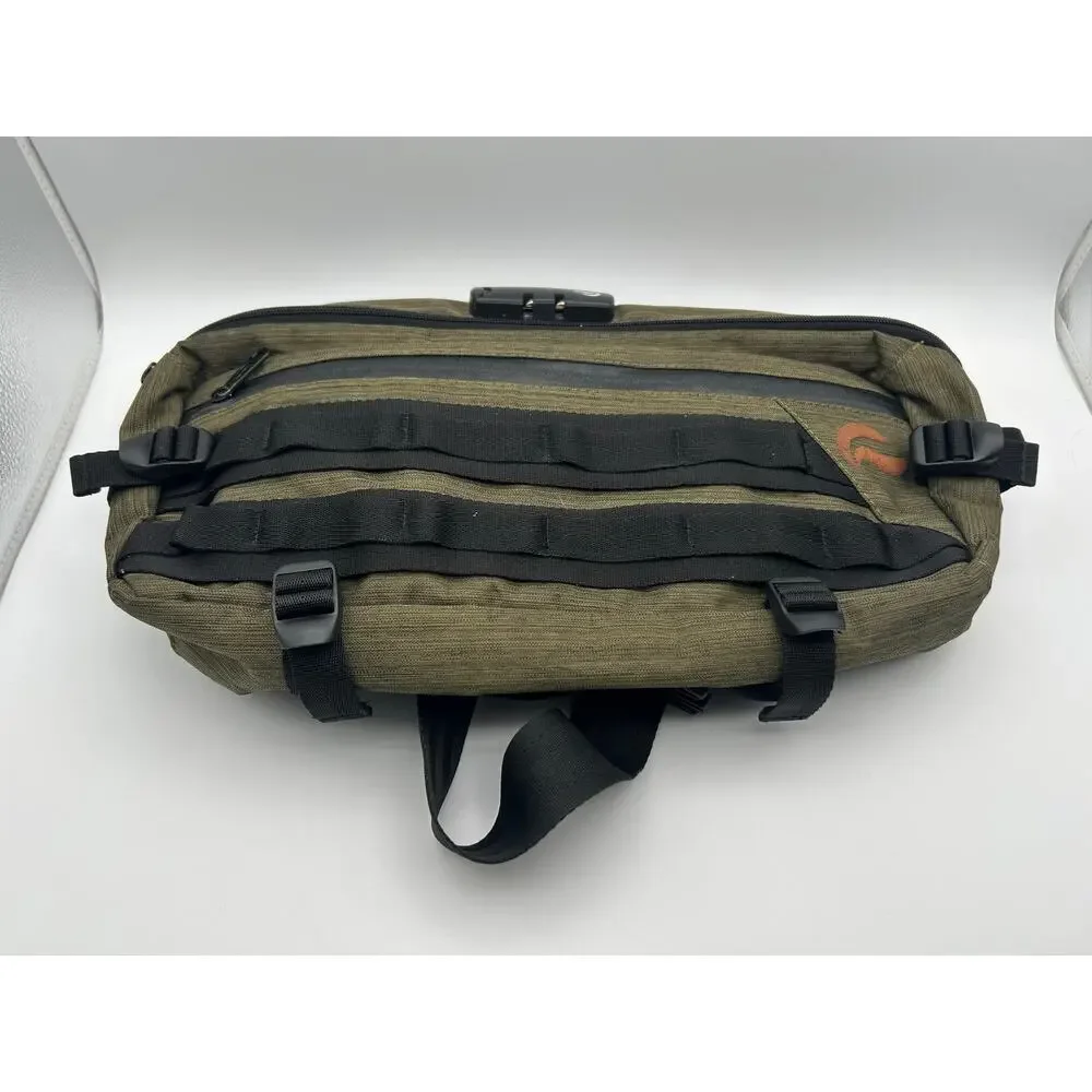 Skunk Lock Smell Proof Sling Bag Crossbody Shoulder Pack Army Green Travel Bag